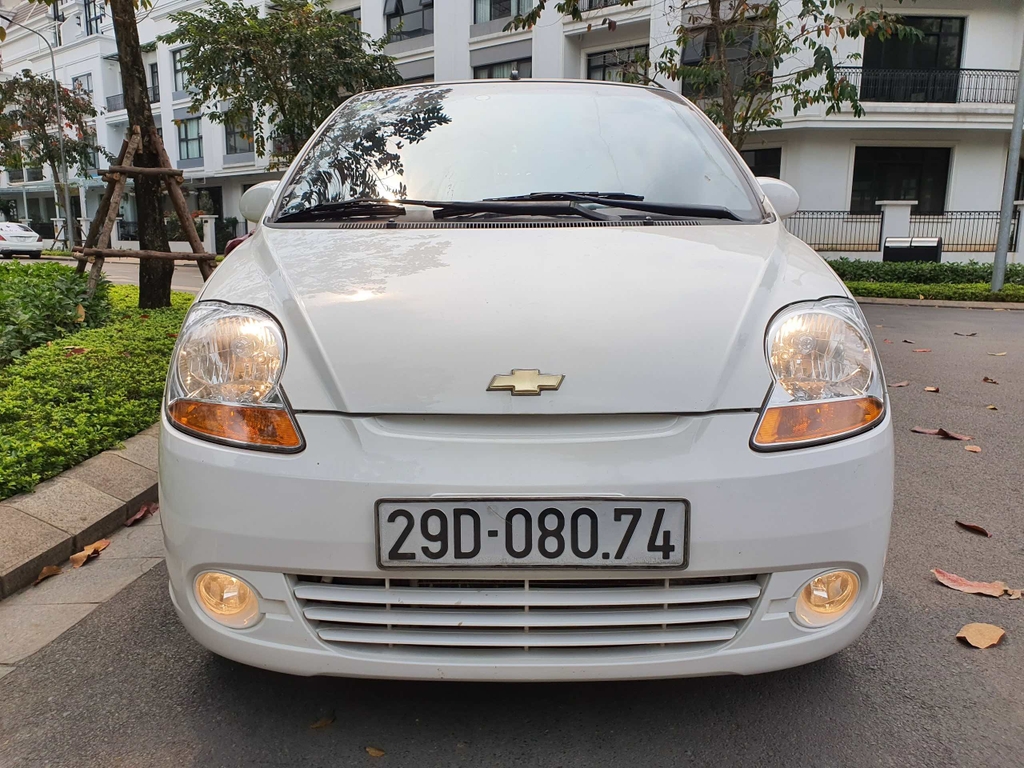 GM South Africa launches the new Chevrolet Spark Lite